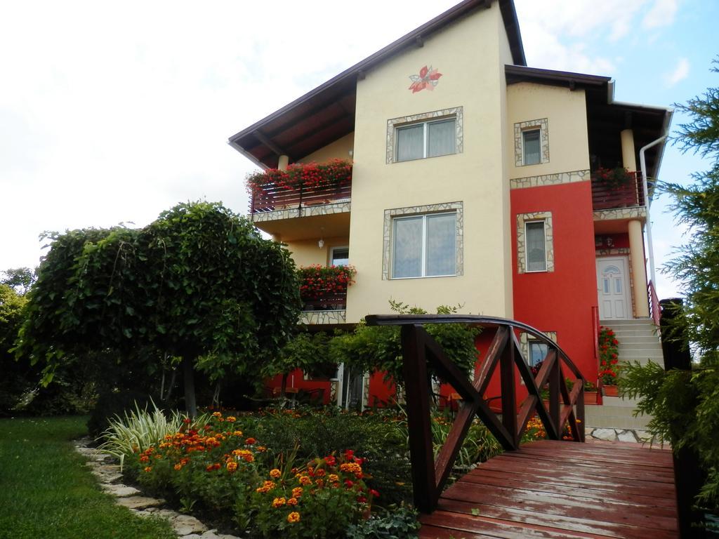 Veronika Villa Balatonfured Bagian luar foto