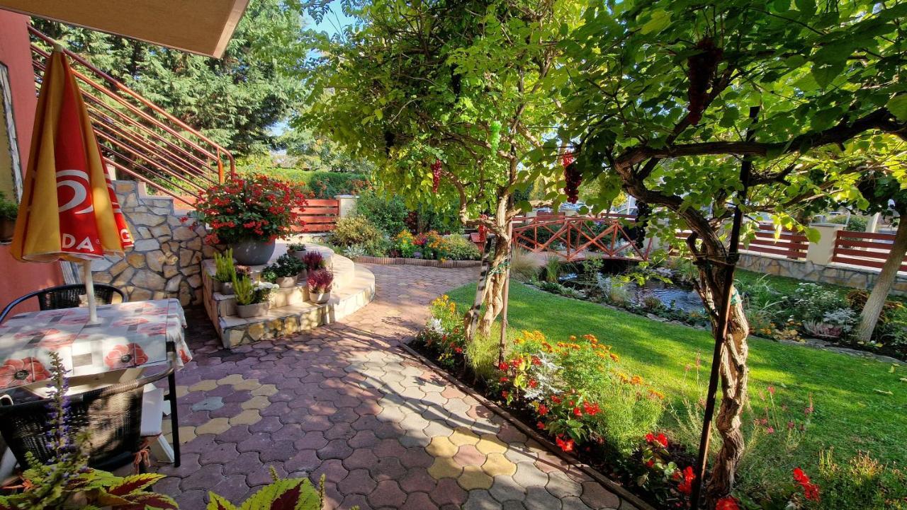 Veronika Villa Balatonfured Bagian luar foto