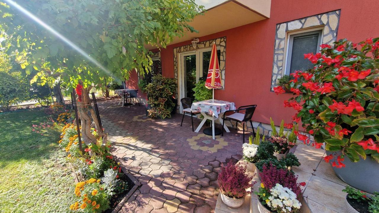 Veronika Villa Balatonfured Bagian luar foto