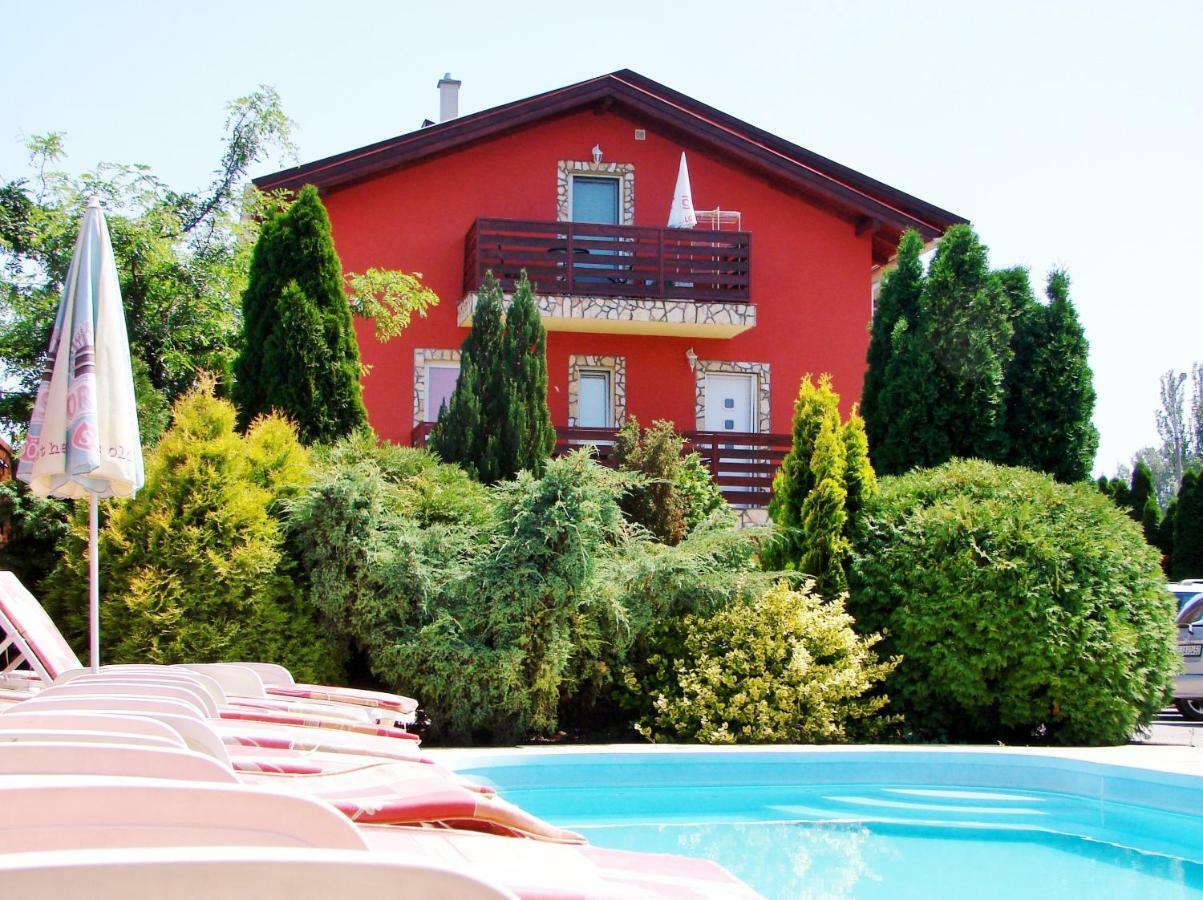 Veronika Villa Balatonfured Bagian luar foto